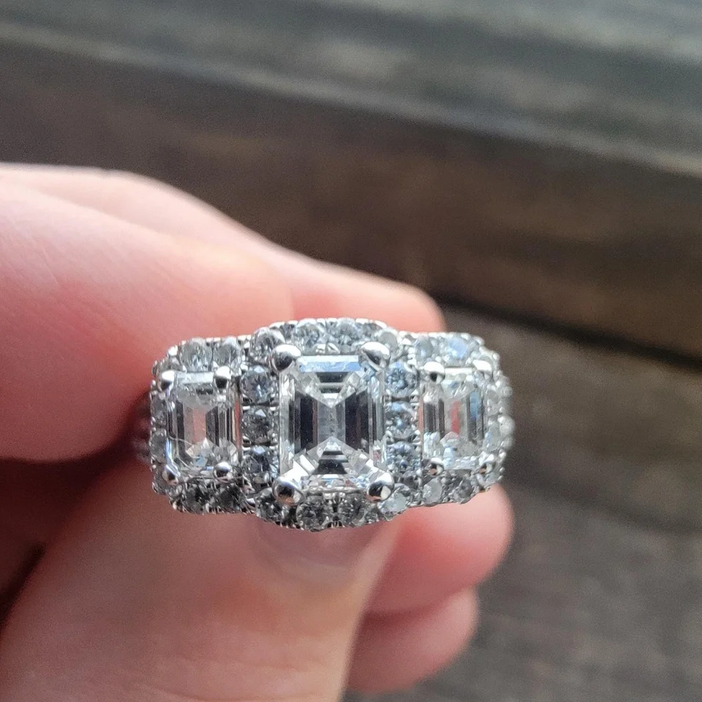 Wedding ring - Picture 6 of 11